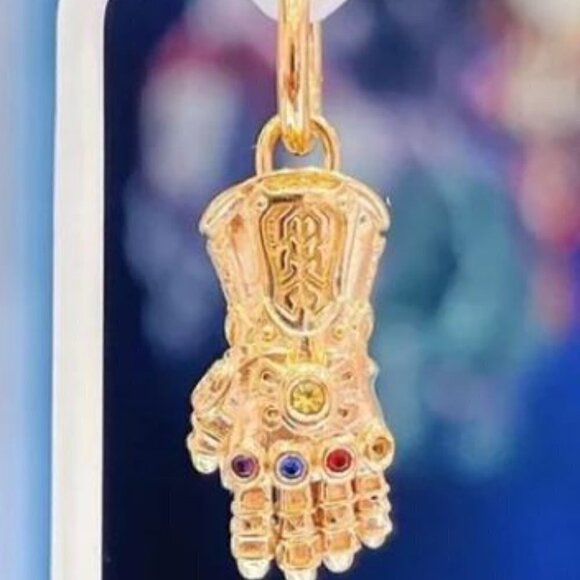 💜 Marvel The Avengers Infinity Gauntlet Dangle Charm - Picture 7 of 11